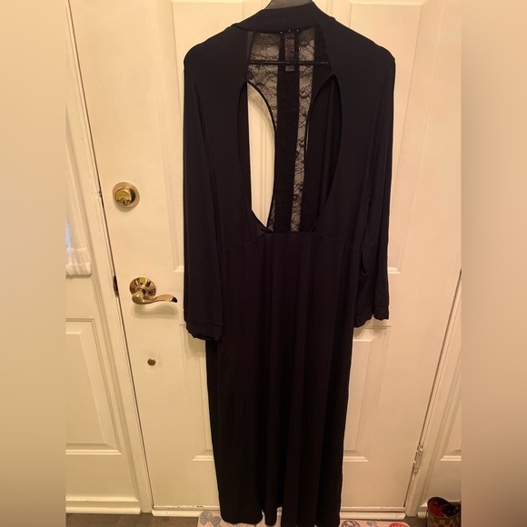 Savage Fenty Woman Robe Black Long Lace Size M/L - Picture 9 of 10